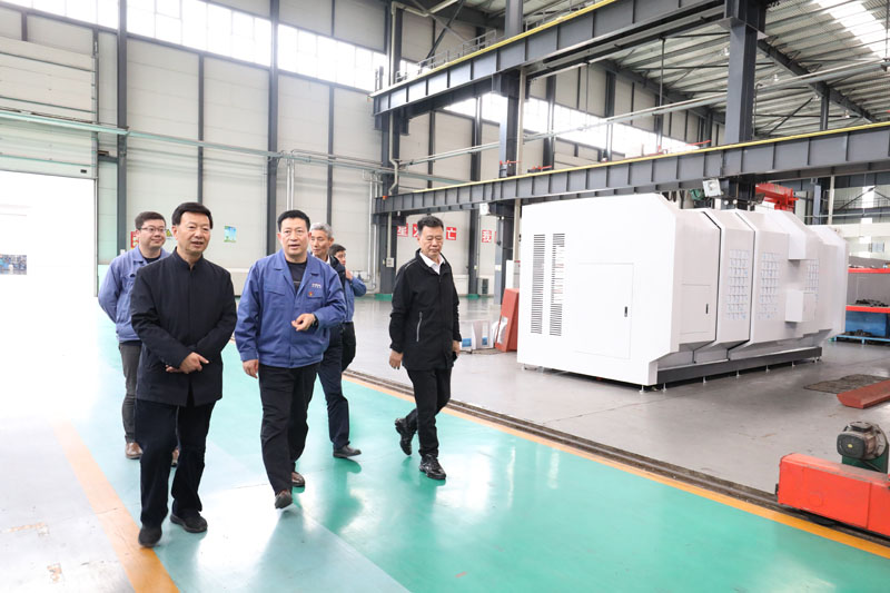 甘肅省天水裝備制造重點企業(yè)智能化改造調研組來星火機床公司調研