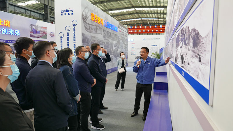 天水市委組織部、市總工會與星火機床開展政企黨建交流活動