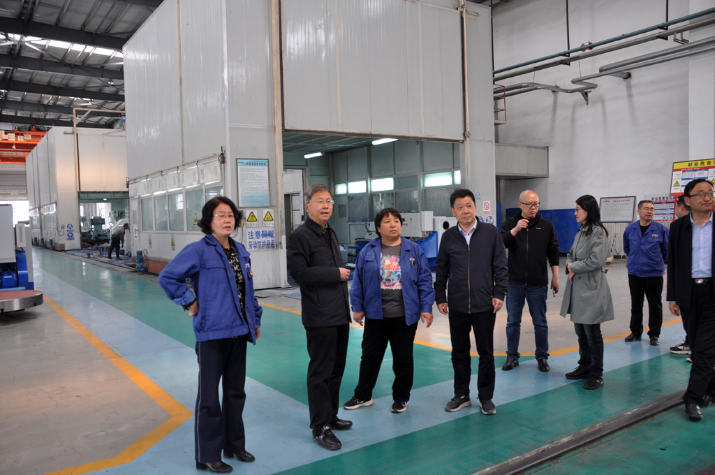 甘肅省政協調研星火數控公司生產經營工作